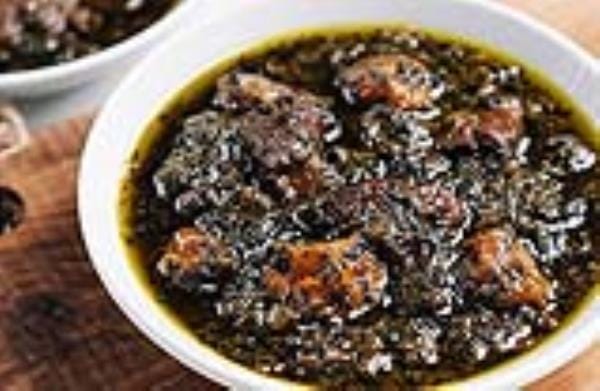 طرز تهیه ی آلو اسفناج