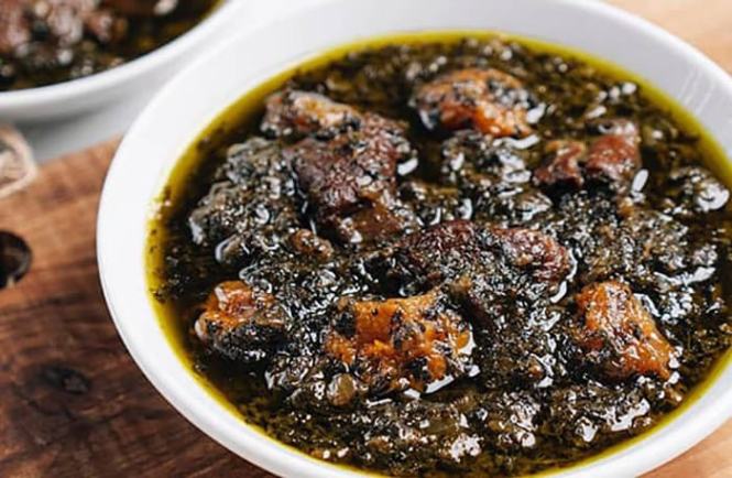 طرز تهیه ی آلو اسفناج